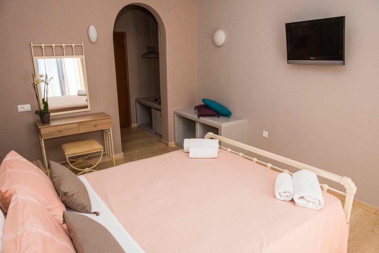 Kamári Ino Hotel מראה חיצוני תמונה