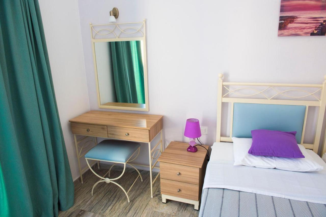 Kamári Ino Hotel מראה חיצוני תמונה